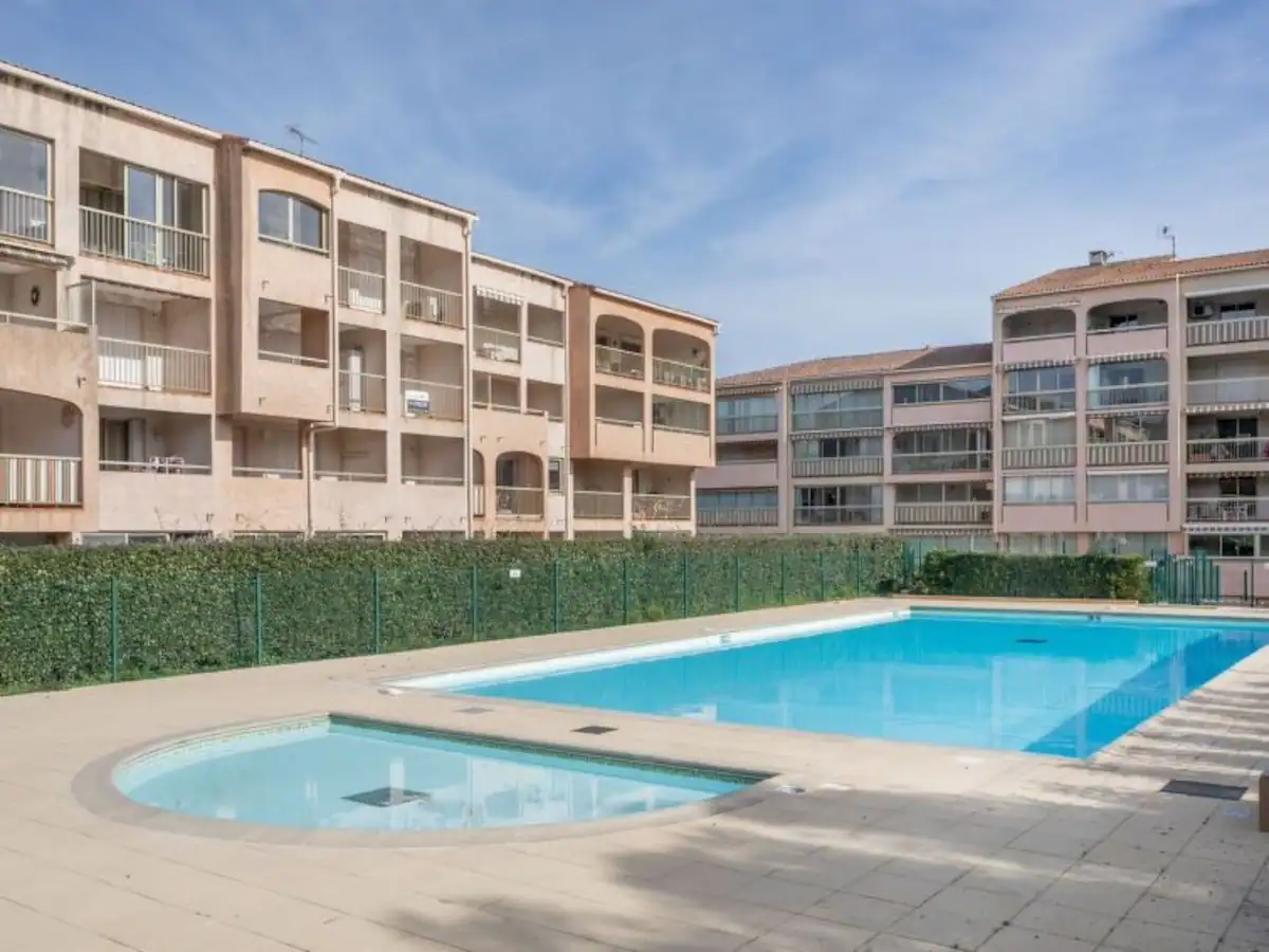 Appartement avec piscine 4 pers - piscine